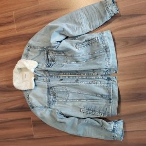 Old Navy Sherpa Jean Jacket (Mediu.)